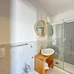 223 - Monolocale Ristrutturato In Centro A E Direttamente Sul Mare - Inclusa * מרצ'לי