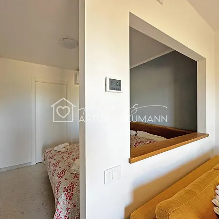 223 - Monolocale Ristrutturato In Centro A E Direttamente Sul Mare - Inclusa *