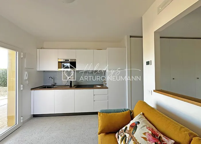 223 - Monolocale Ristrutturato In Centro A E Direttamente Sul Mare - Inclusa